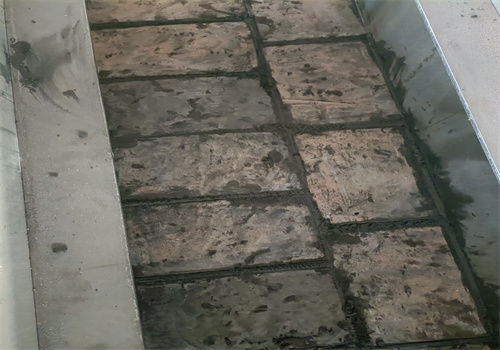 鑄石板耐磨刮板機(jī)